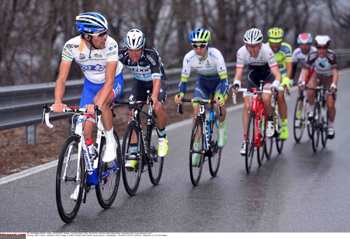 The gc men chase Nairo Quintana (Movistar)