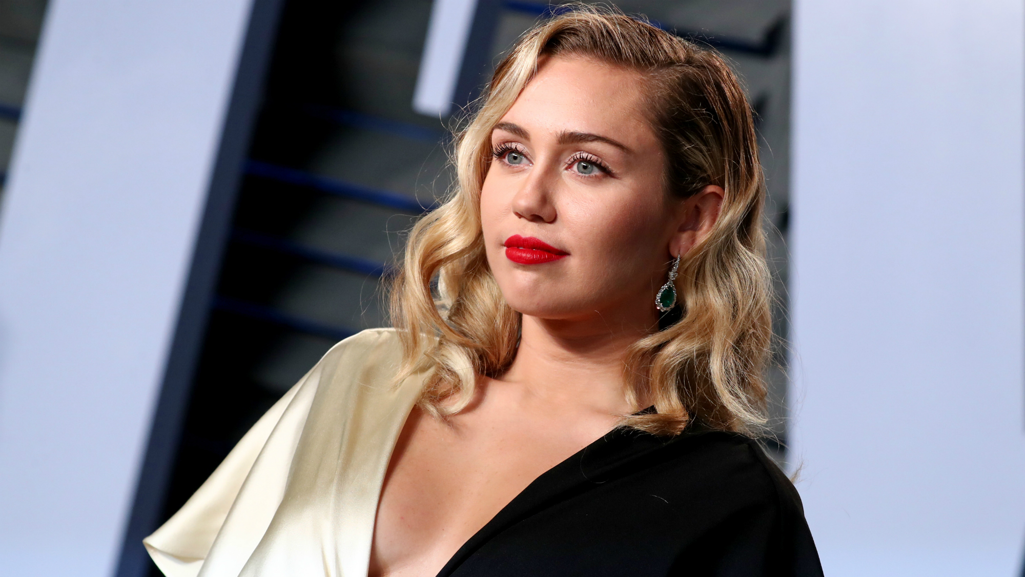 Miley Cyrus Gets Hit With A $300m Lawsuit For Copyright Infringement ...