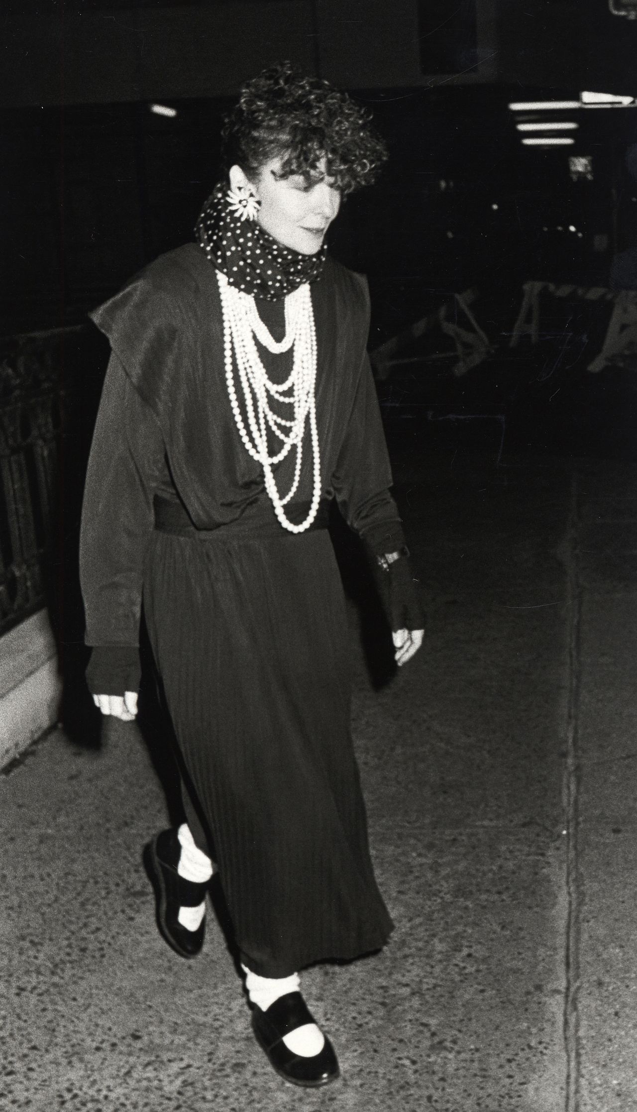 Diane Keaton's style evolution: Diane Keaton Sighing at Her Central Park West Apartment in New York City - November 17, 1985