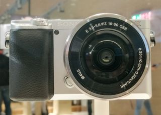 Sony A6100 hands-on review