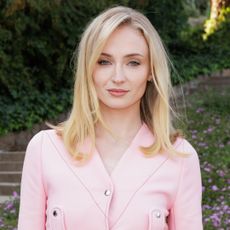 Sophie Turner wore green Adidas Sambas sneakers with a groutfit in Notting Hill