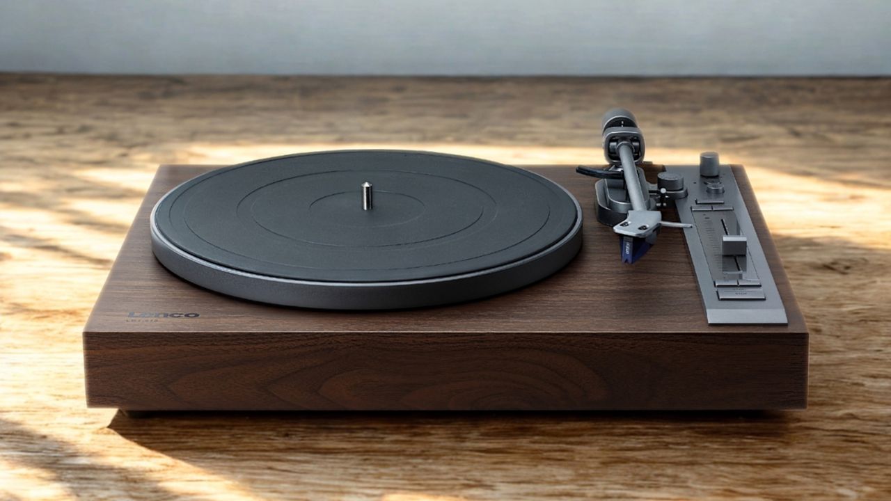 Lenco's direct drive turntable combines minimalism with Hi-Fi credentials
