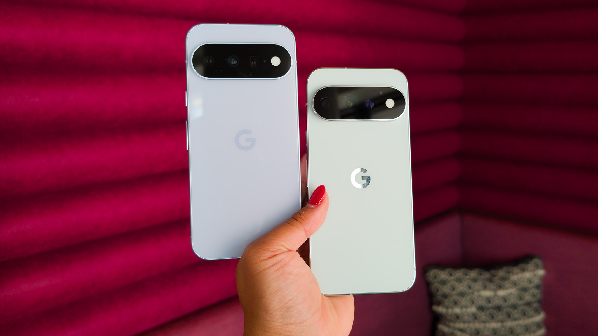 Comparing the Google Pixel 11 with the Google Pixel 11 Pro