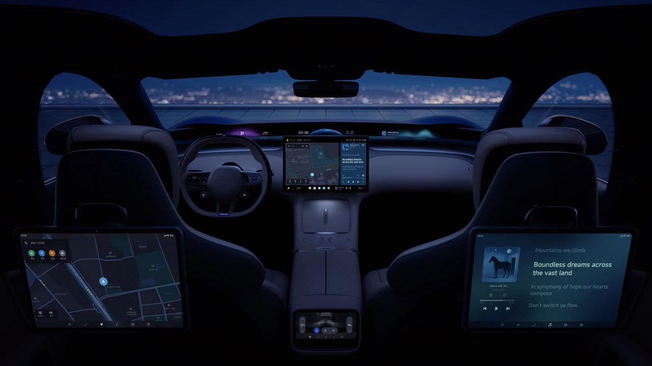 The interior of the Xiaomi YU7 next to a photo of the car