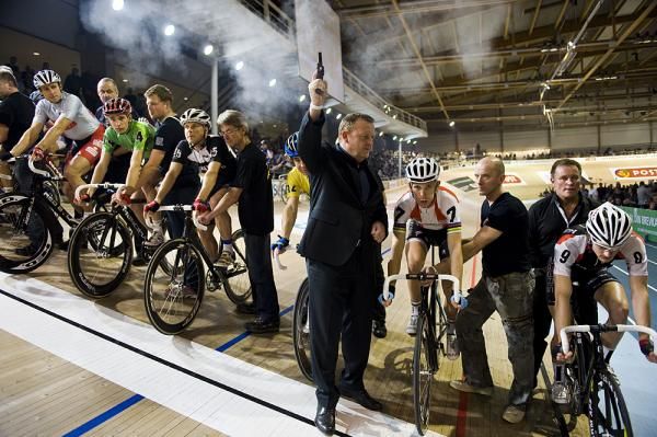 It's usually a good idea to get out of the way of the riders before firing the gun, but...