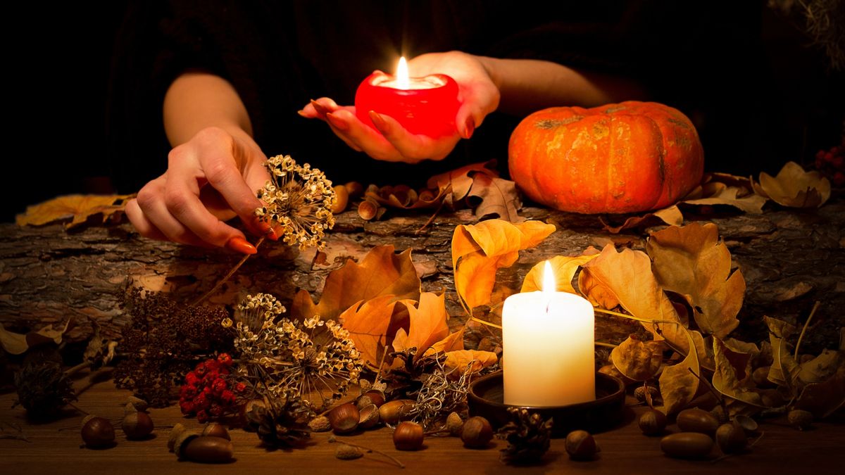 Samhain 2022 Pronunciation, meaning, and rituals to celebrate Woman