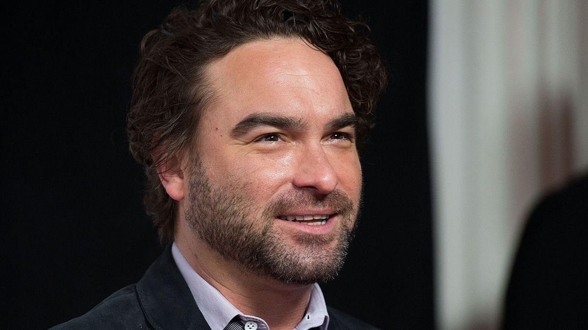 Johnny Galecki's luxury kitchen color combination is the perfect pairing for 2024 – it's rich, nourishing and timeless