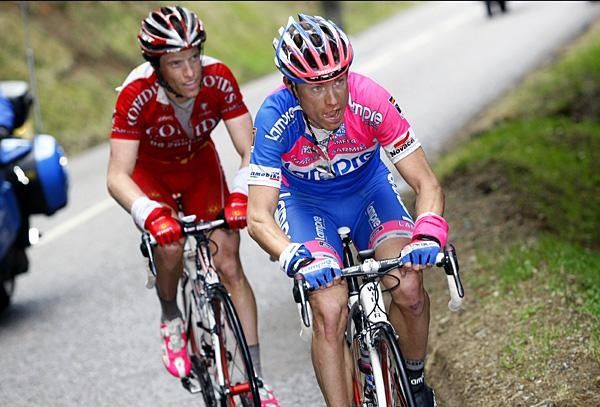Damiano Cunego (Lampre) working with Sylvain Chavanel (Cofidis).