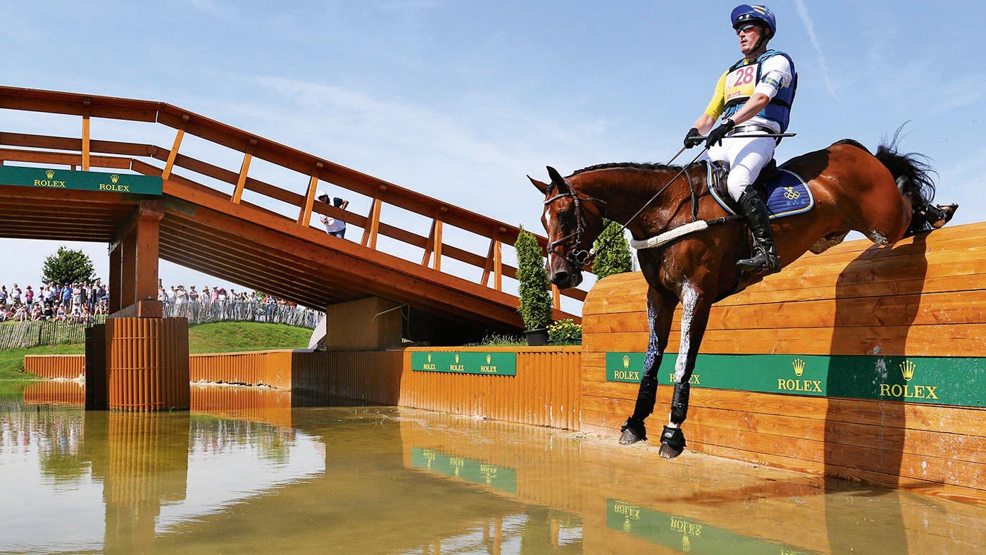 Niklas Lindbaeck on his horse Mister Pooh