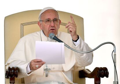 Pope Francis releases new document on family life