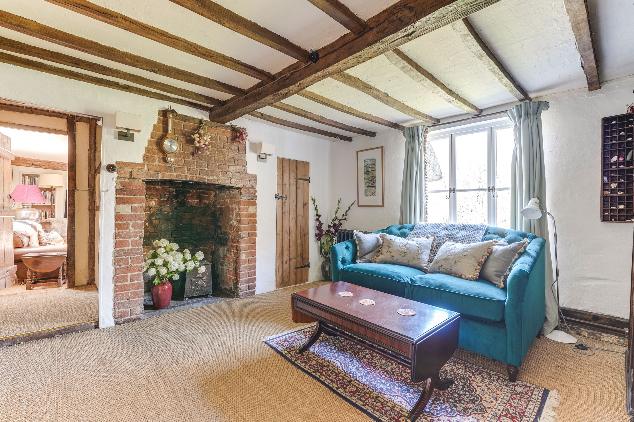 Images of Vine Cottage in Essex