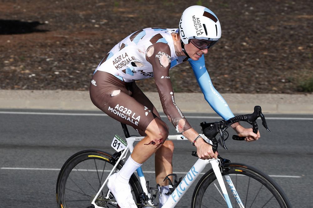 Romain Bardet (AG2R la Mondiale) crashed and was forced to change bikes