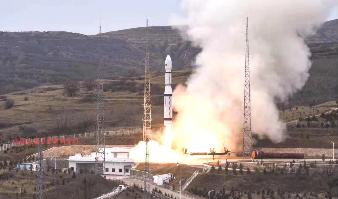China Launches 2 Rockets Within 3 Hours in Latest Space Rally (Videos)
