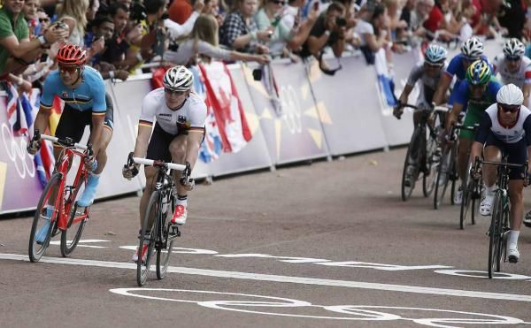 Andre Greipel (Germany) won the bunch sprint but there were no medals on offer.
