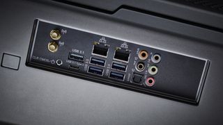 As is to be expected with a workstation, the Corsair One Pro i180 comes with plenty of ports
