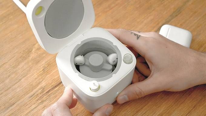 Måske Pelagic klaver Apple AirPods can get filthy— this washing machine for wireless earbuds  cleans them | Laptop Mag