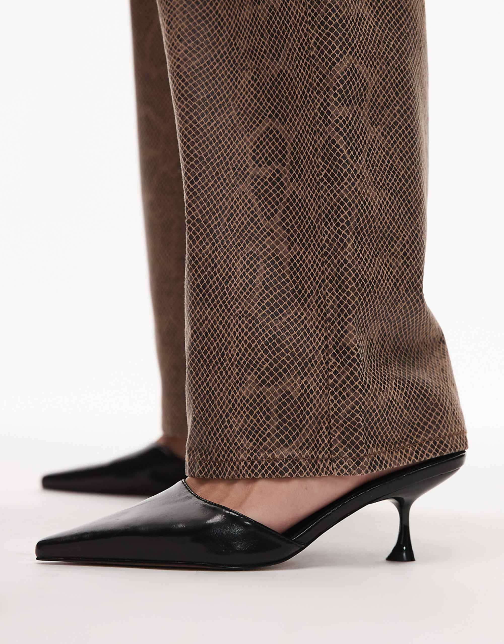 Topshop Dorota Kitten Heel Pointed Mule in Black