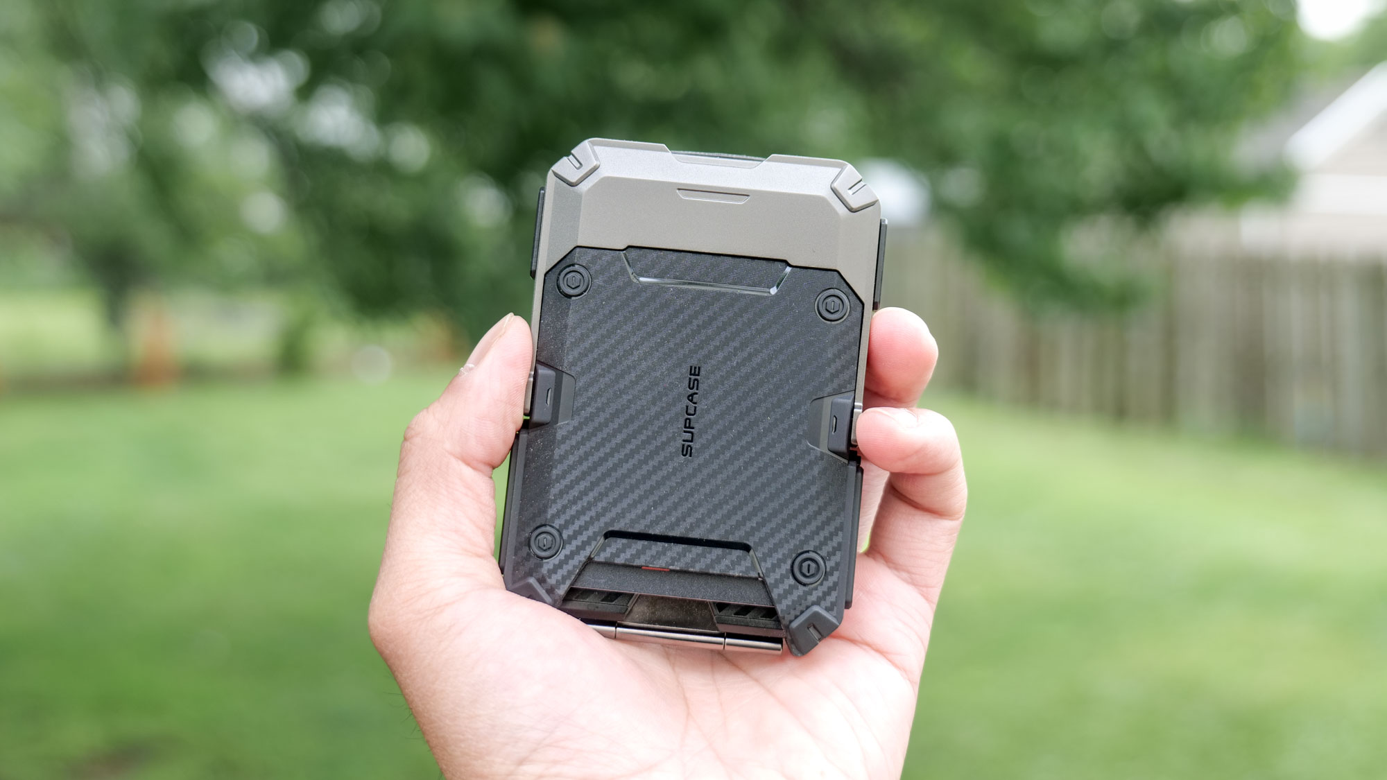 Supcase MagFlip Stand MagSafe Wallet.