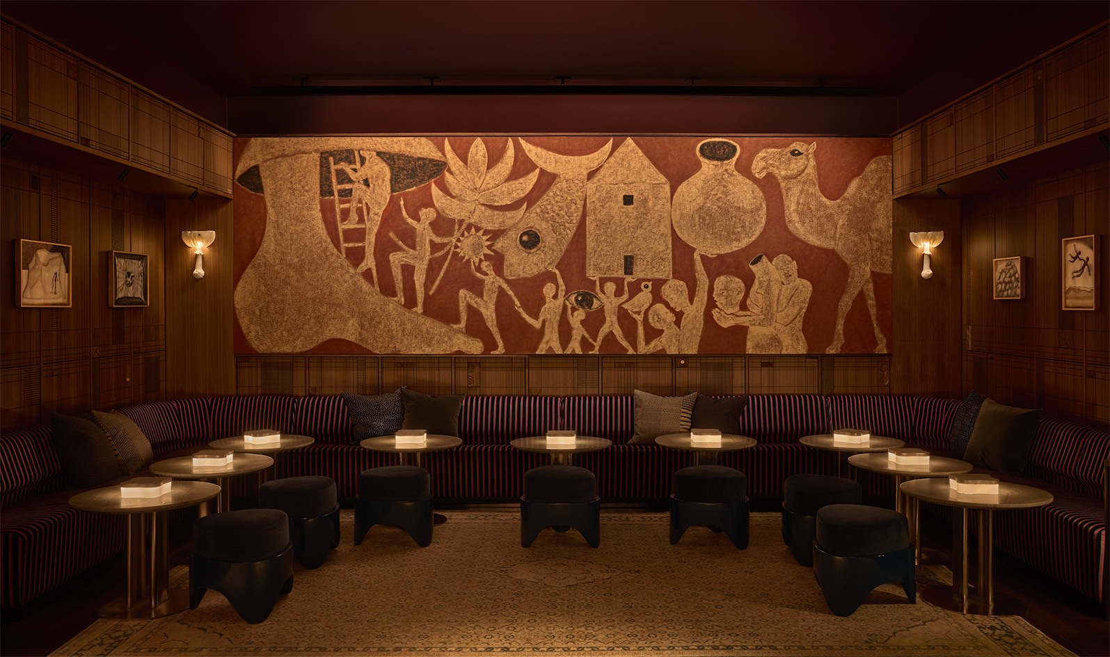 NYC's Hottest Bars: Stunning Design &amp; Stiff Drinks!