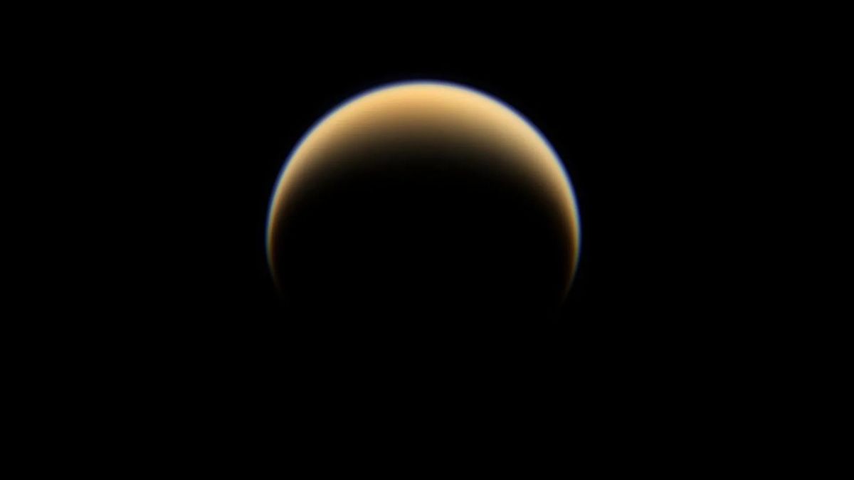 Scientists discover mystery molecule on Pluto and Saturn's moon Titan: 'We cannot say what it is'