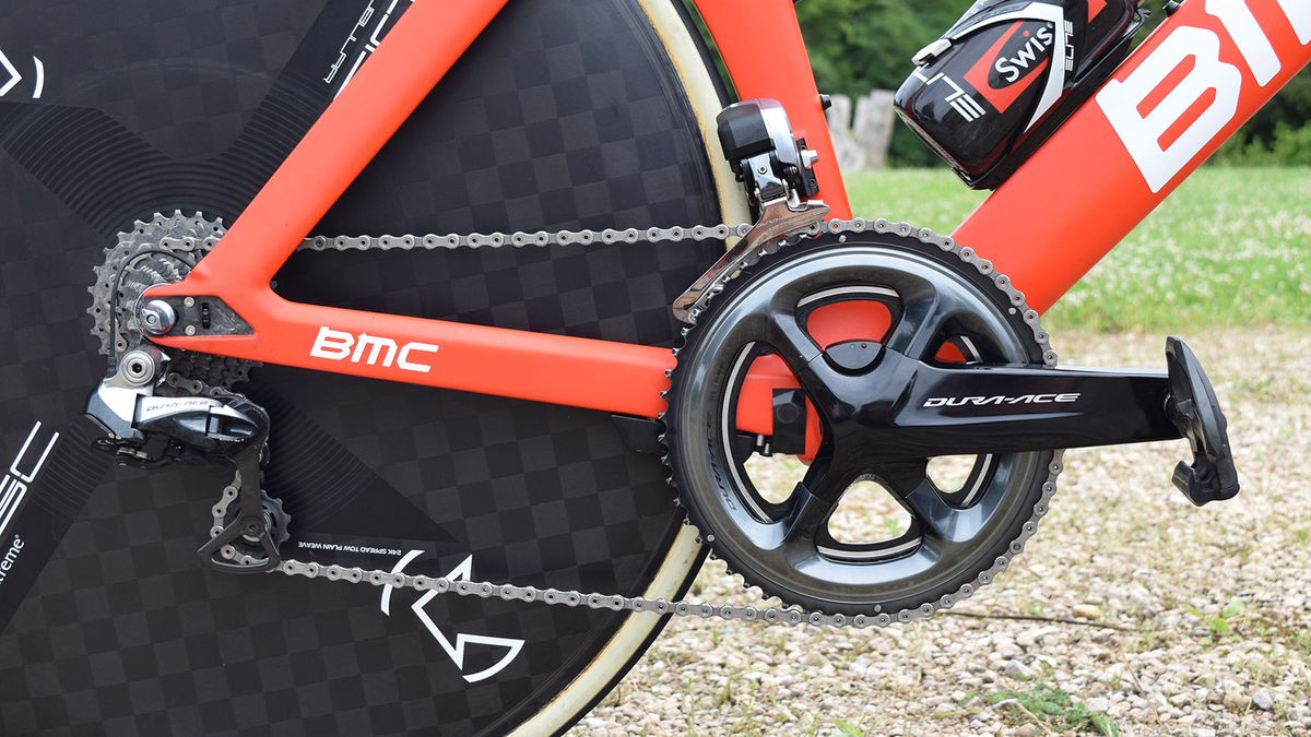 Rosskopf's drivetrain is a combination of Shimano Dura-Ace 9000 and R9100 series components