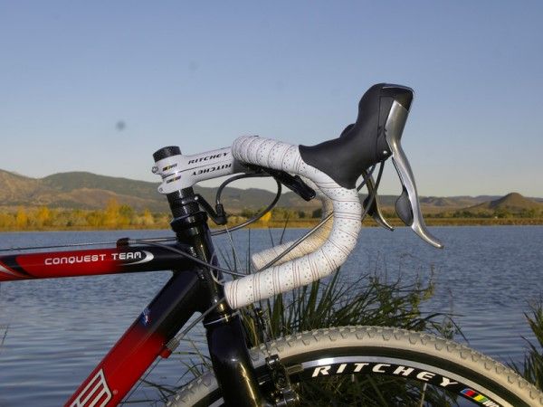 We know many pros are switching to traditional-bend bars for 'cross but we just never got used to it. Thankfully they're easily replaced if need be