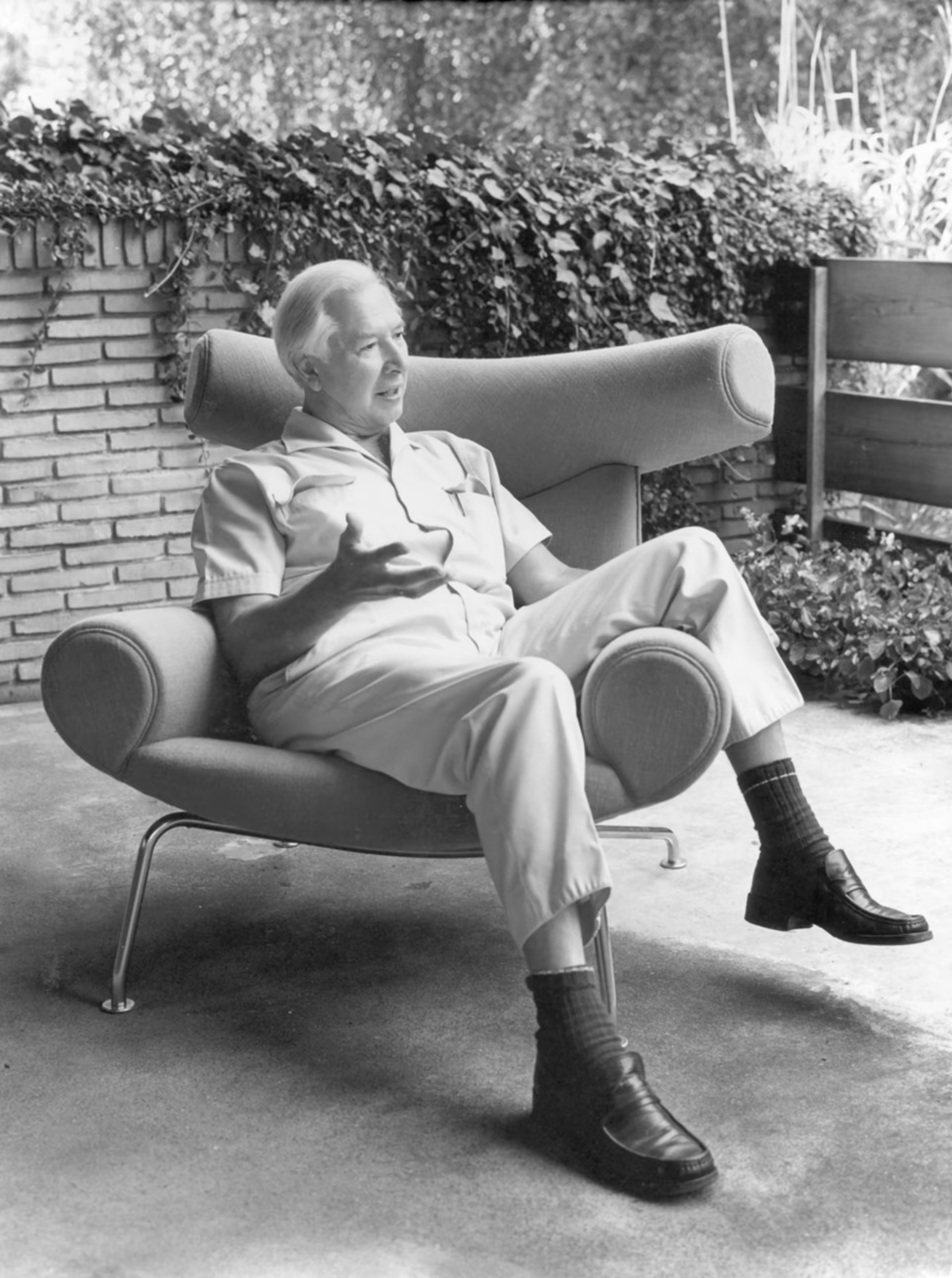 Hans Wegner seated in the Ox chair