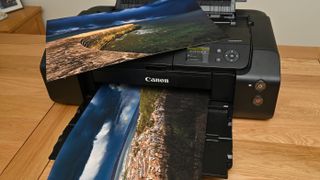 Canon imagePROGRAF PRO-310 product shot