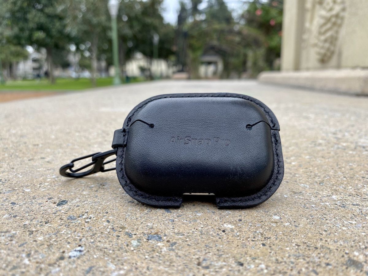 TwelveSouth AirSnap Pro back