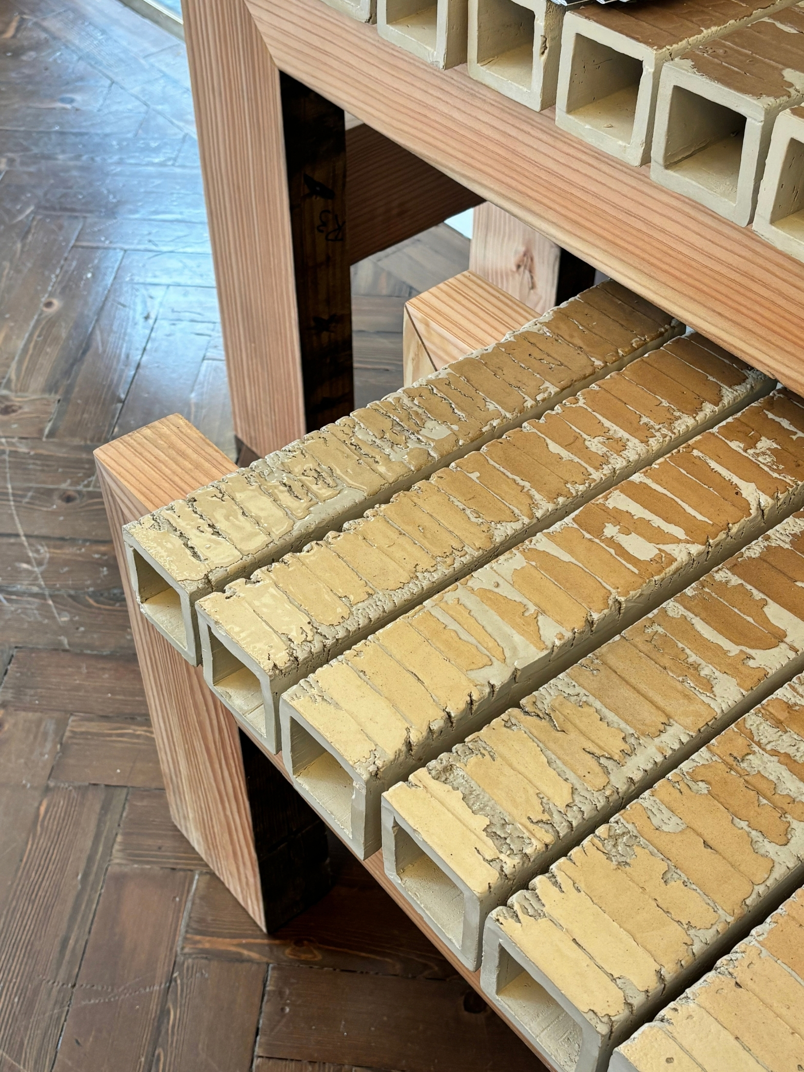 textured ceramic bench