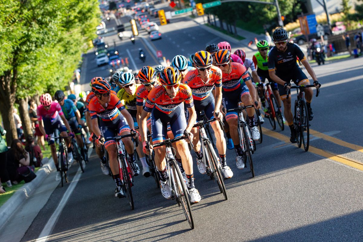 Ivan Santaromita leads Nippo-Vini Fantini-Faizane on the climb