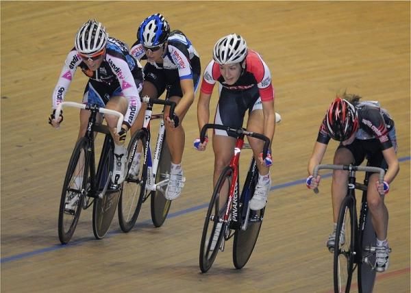 Victoria Pendleton wins the Women's Keirin in front of two young up and coming riders Becky James and Helen Scott (obscured)