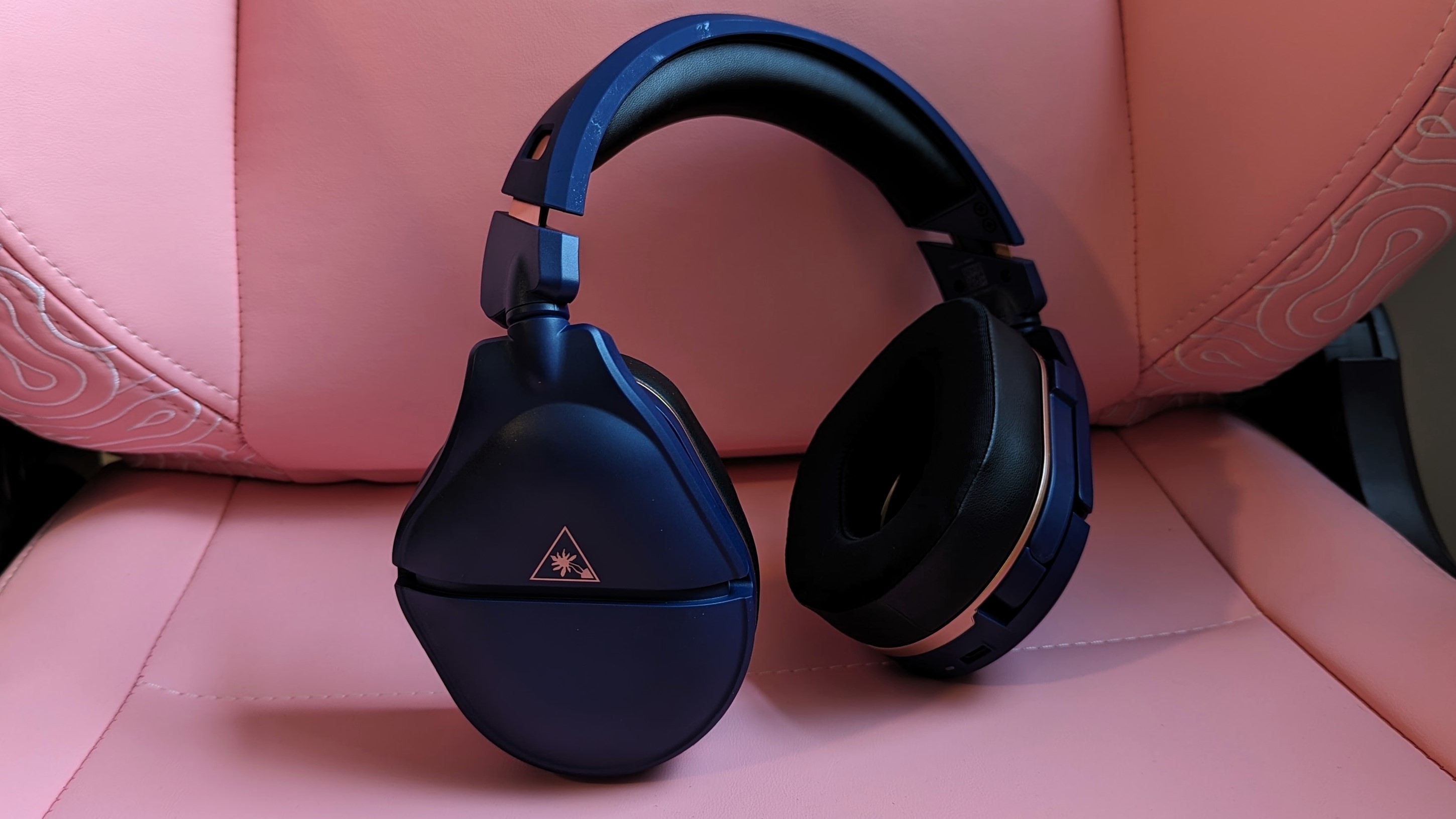 I review gaming headsets for a living — this is the best gaming headset under $200