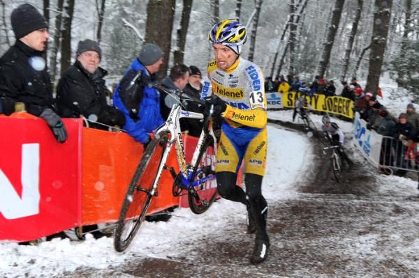 Bart Wellens puts in a strong effort in Kalmthout