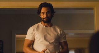 milo ventimiglia's jack in a t-shirt in this is us season 5