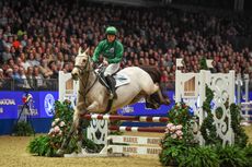 Bryony-Frost_Olympia_PN19_14559.jpg