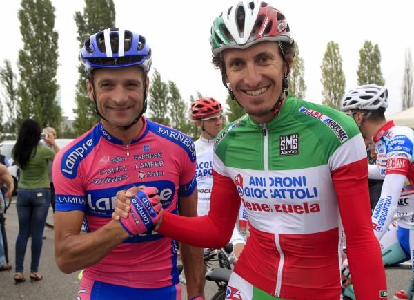 Michele Scarponi (Lampre-ISD) and Franco Pellizotti (Androni-Venezuela).