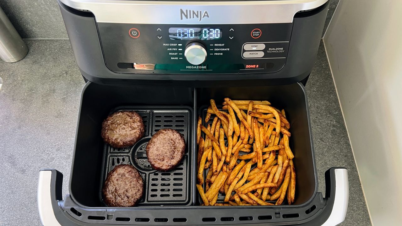 Ninja AD600CO Foodi 7-in-1 FlexBasket Air Fryer