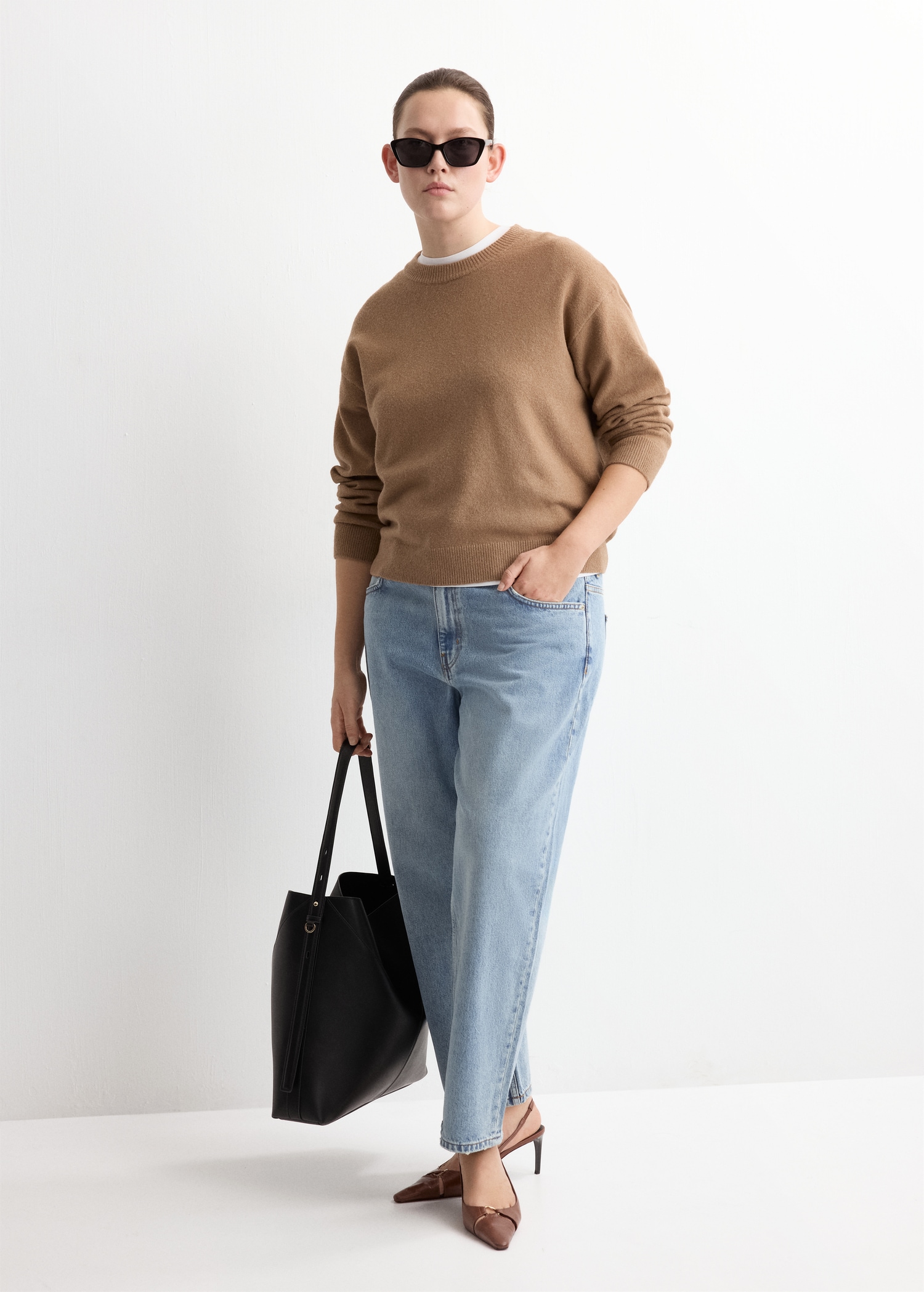 Mid-Rise Straight Jeans - Women | Mango United Kingdom