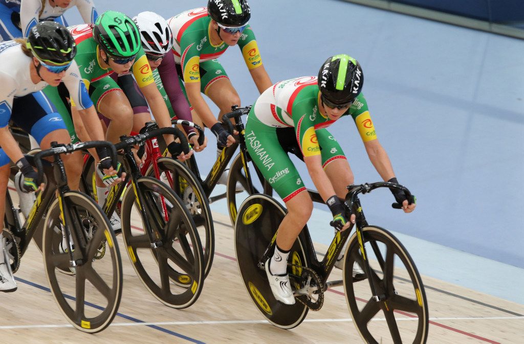 Amy Cure (Tasmania) on her way to gold in the points race