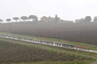 The rain pours on stage three of the 2025 Tirreno-Adriatico