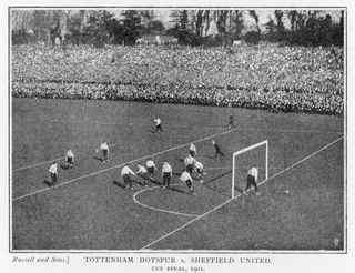 The 1901 FA Cup final between Tottenham and Sheffield United