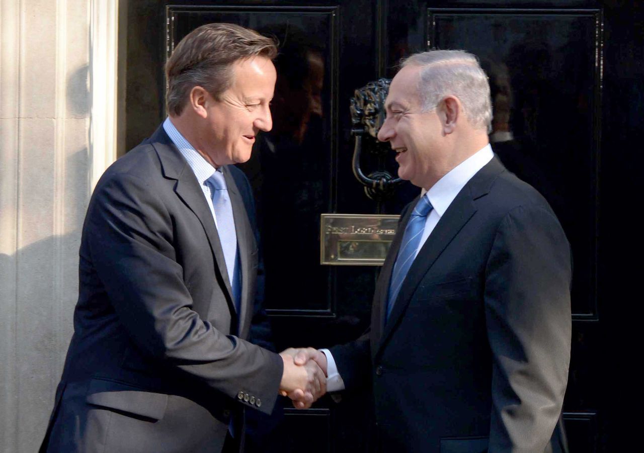 Isarel&amp;#039;s Benjamin Netanyahu and Britain&amp;#039;s David Cameron