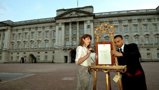 The easel carries the royal baby announcement