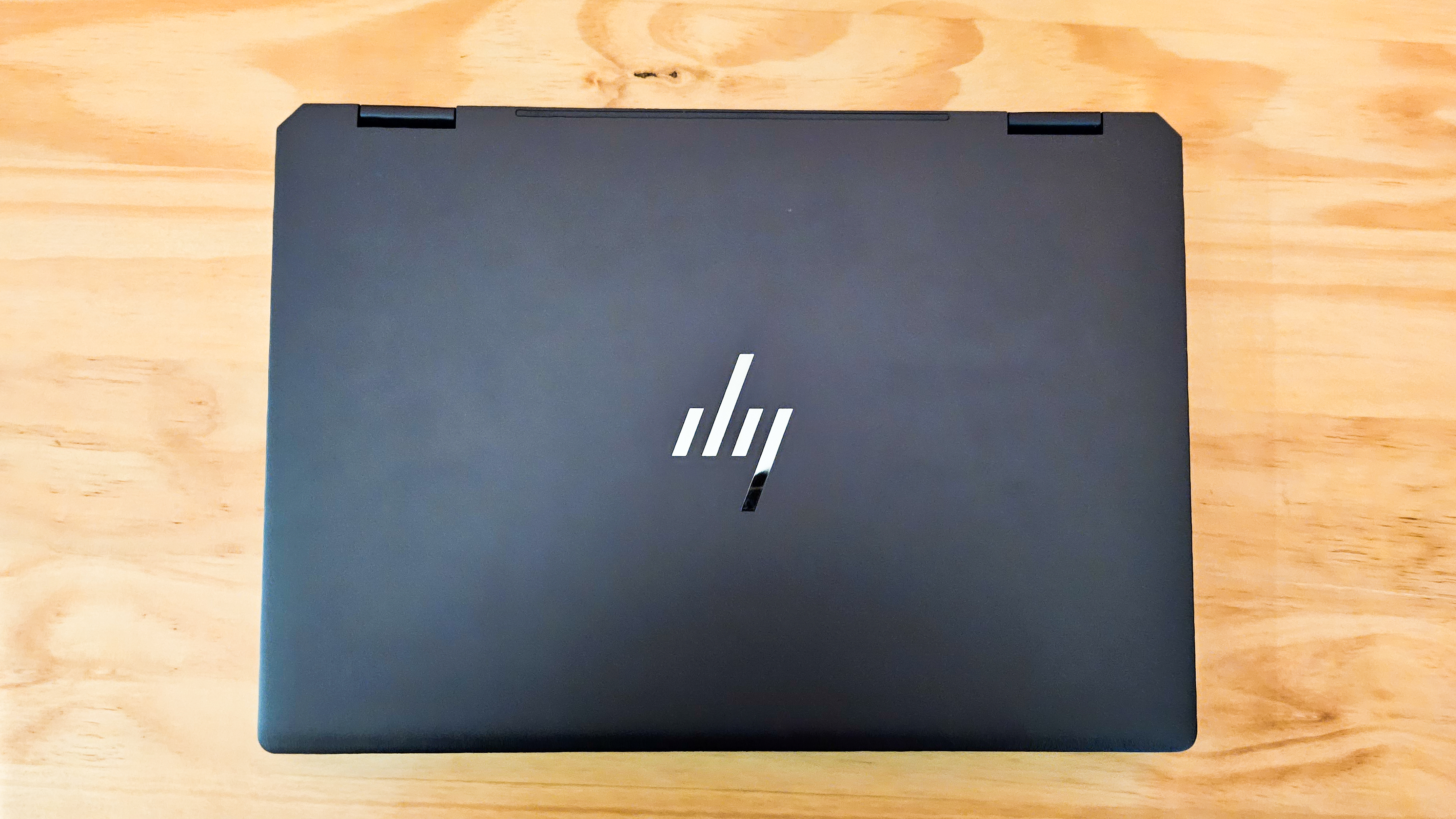 Image of the laptop HP Spectre x360 14 (closed above shot)