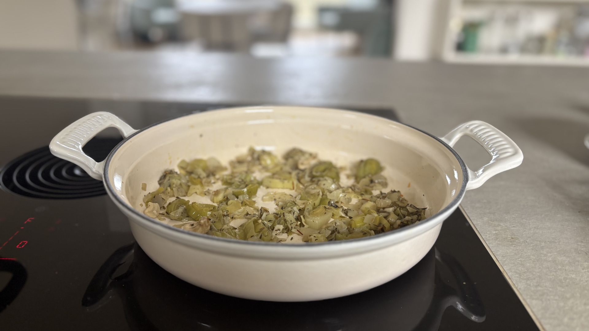 Testing the Le Creuset Modern Heritage Shallow Casserole Dish