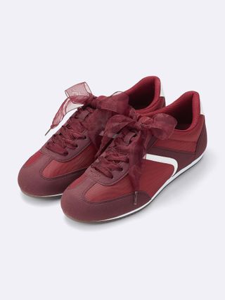 GU, Ribbon Sneakers