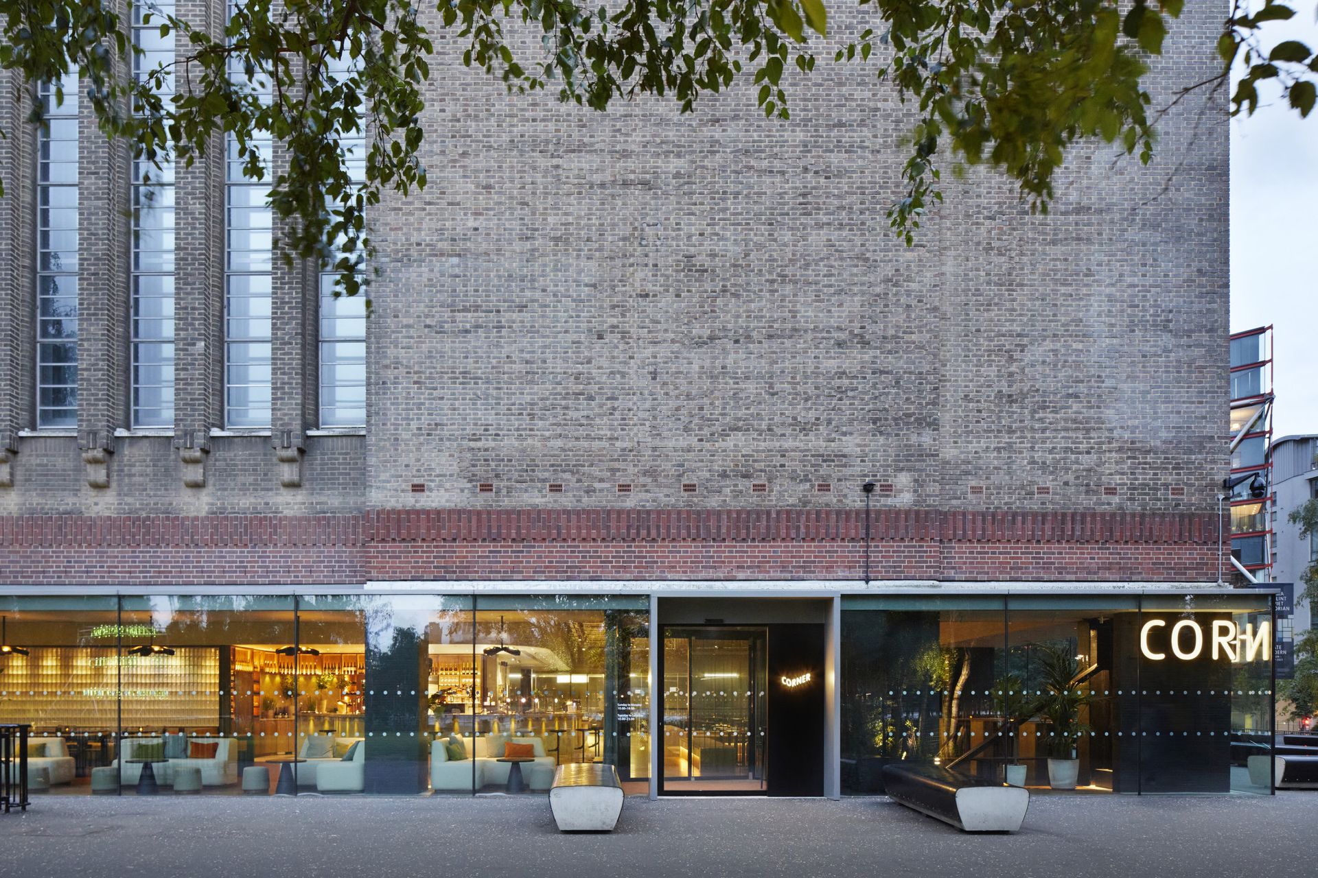 Tate Modern cafe from the outside