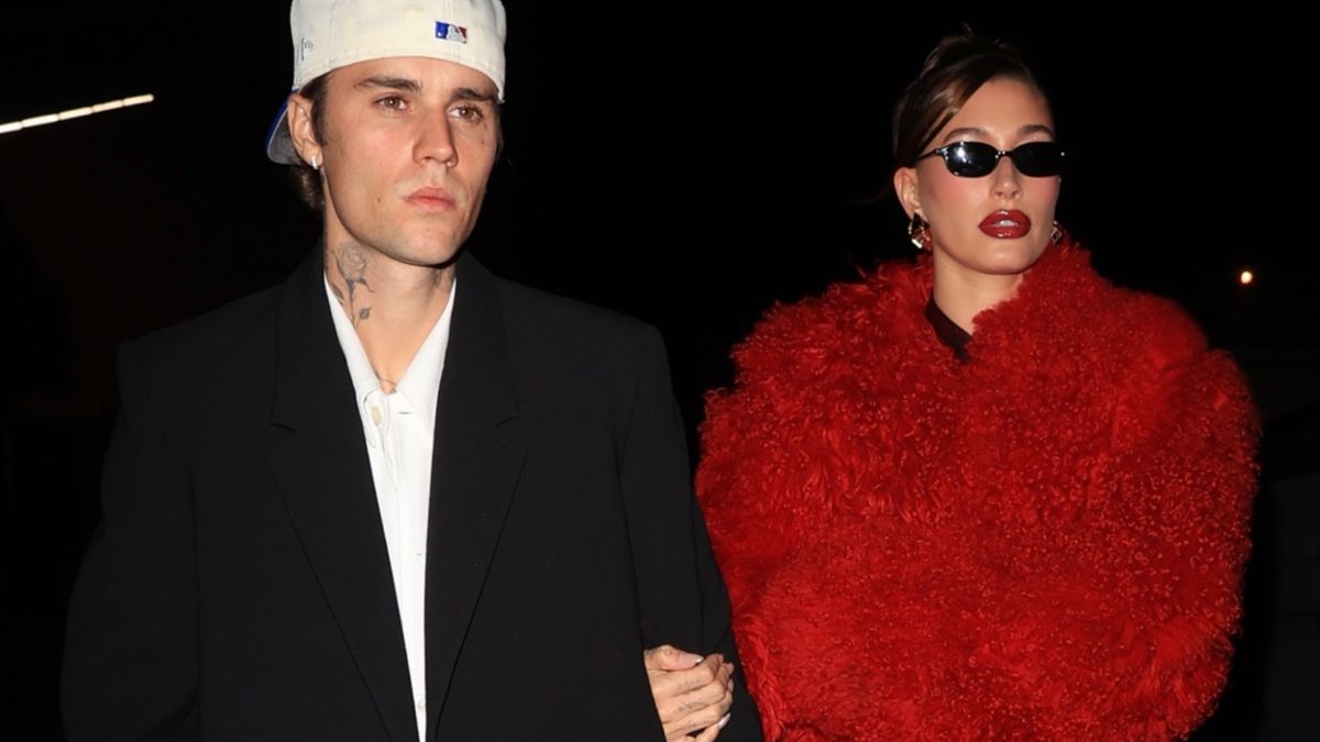 Hailey <b>Bieber</b> Wore a Red-Hot Fur Coat for a Holiday Date Night With <b>Justin</b>.