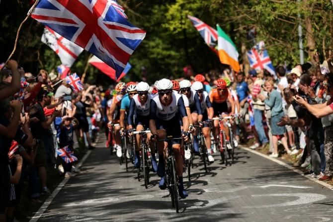 Colossal crowds turned out to watch the Olympic Games road race with its parcours in and around London